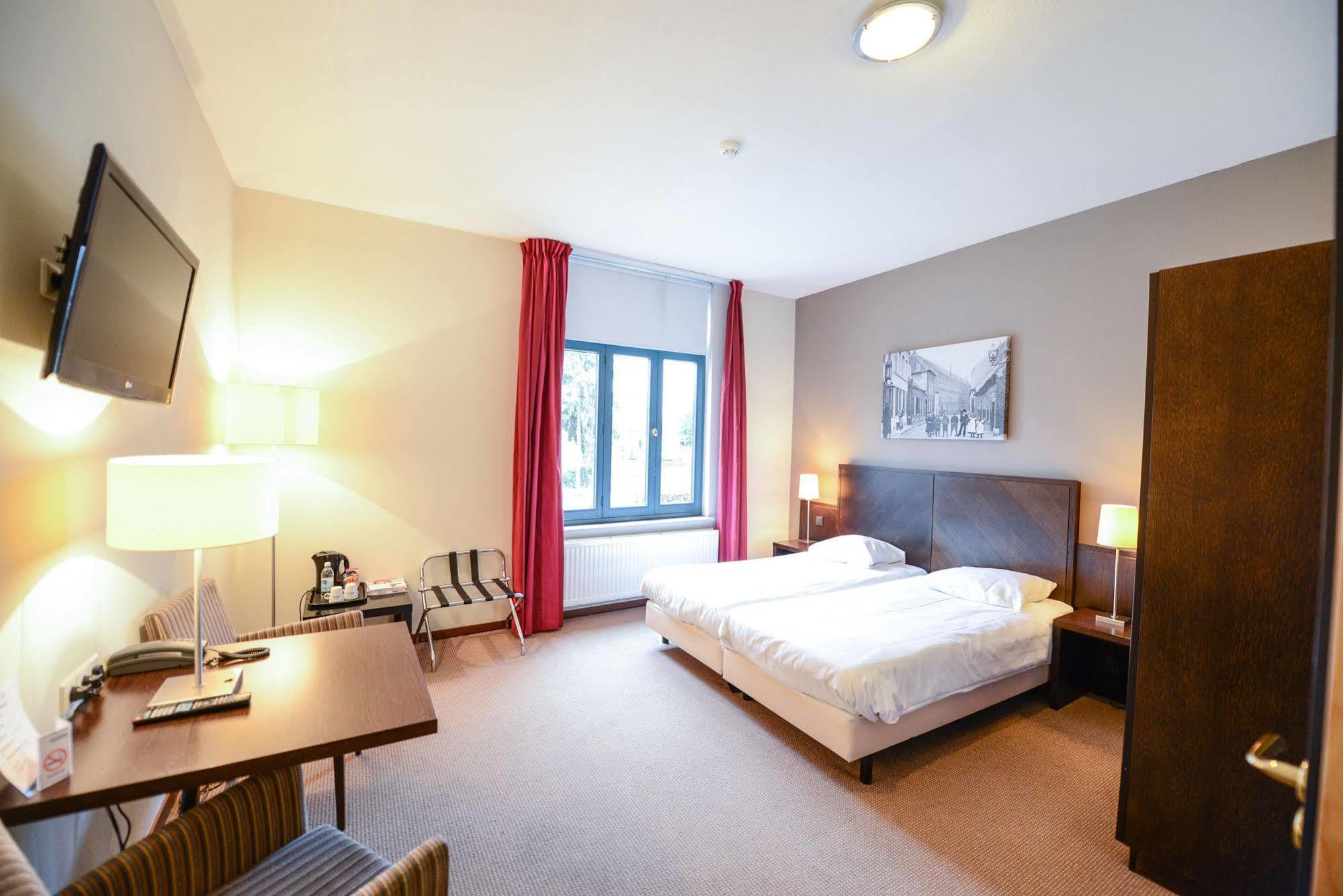 Hotel Munten Верт Екстер'єр фото